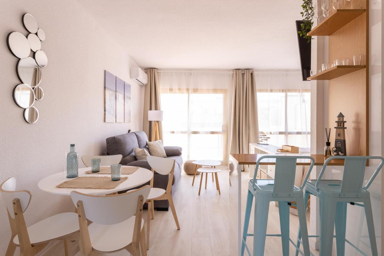 Oleholidays Romana Playa 223 Primera Linea Playa Apartment Marbella Exterior photo
